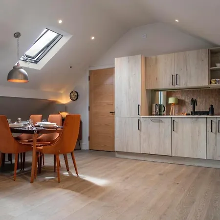 The Quadrant - The Garret Apartment York Exterior photo
