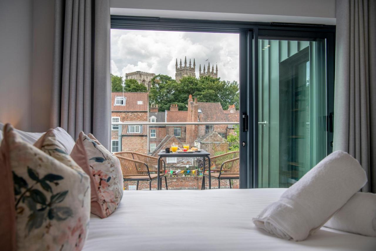 The Quadrant - The Garret York